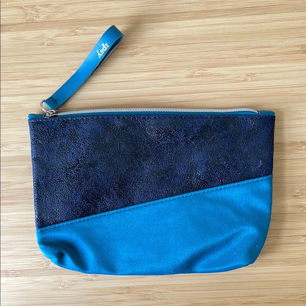 Ipsy Bag - Textured Blue Turquoise Cosmetic Pouch